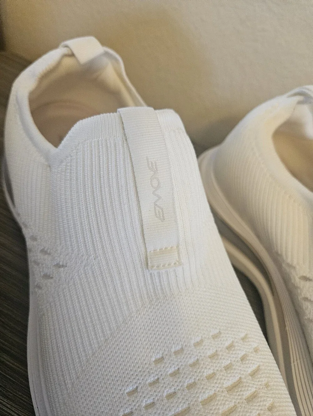 Easy Spirit x Denise Austin Easypace SOEASY™ EMOVE Sneakers Size 10 new Ivory